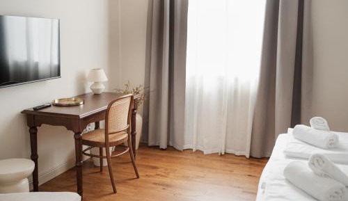 Large Double Room