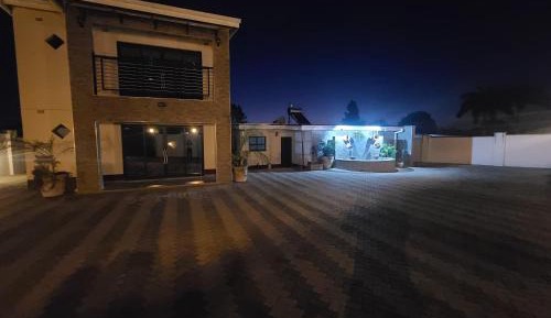 Six-Bedroom Villa 