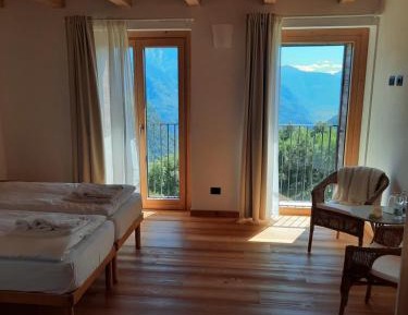 King Room with Mountain View