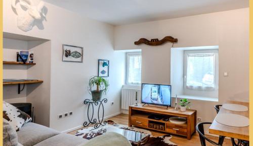 Studio Apartment