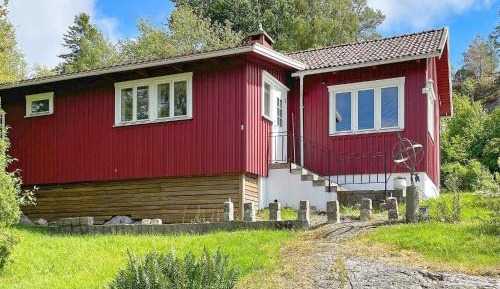 Two-Bedroom Holiday Home