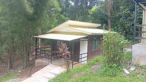 Bungalow with Garden View