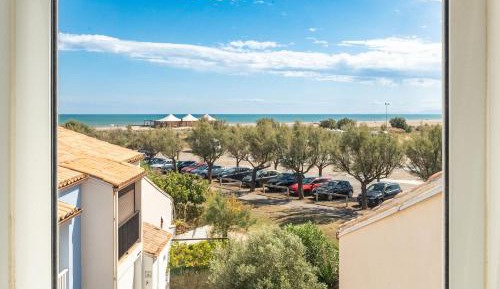 Superior One-Bedroom Apartment with Balcony