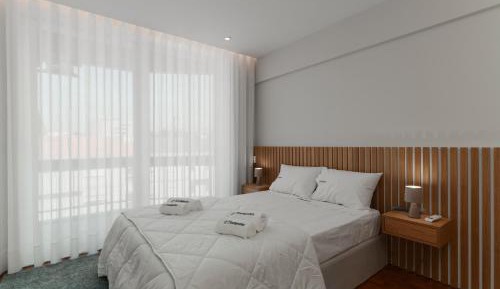 Superior One-Bedroom Apartment with Balcony