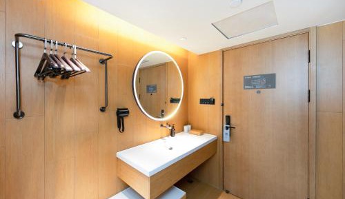 Superior Queen Room