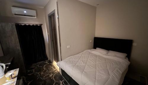 King Suite with Balcony