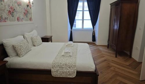 Standard Double Suite