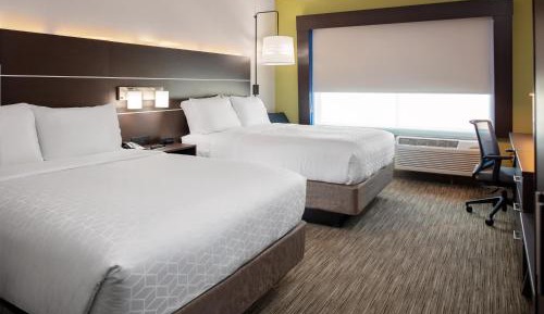 Standard Queen Room with Two Queen Beds