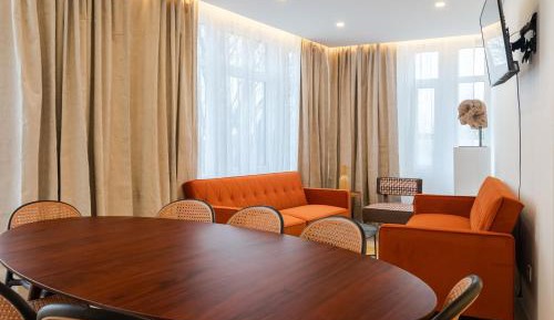Four-Bedroom Apartment
