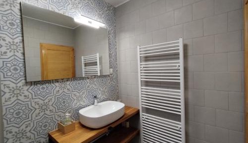 Twin Room with Bathroom