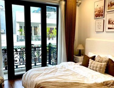 One-Bedroom Apartment with Balcony and City View