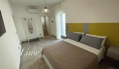 Deluxe Double Room (2 Adults + 1 Child)