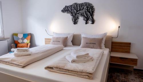 Three-Bedroom Apartment - Annex