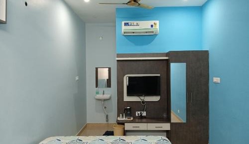 Deluxe Family Room