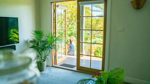 Premium Queen Suite 1