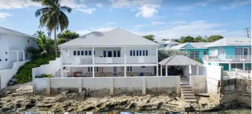 Villa with Sea View