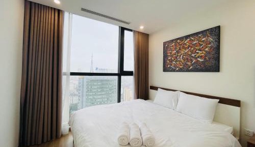 Two-Bedroom Apartment with Balcony