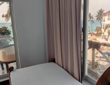 Deluxe Double Room with Balcony and Sea View