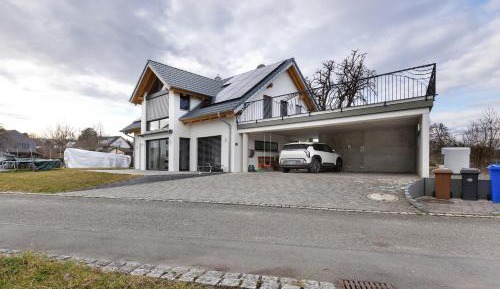 Superior One-Bedroom Apartment