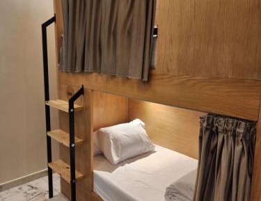 Bunk Bed in Mixed Dormitory Room