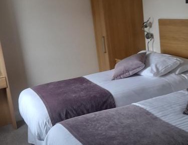 Large Twin Room