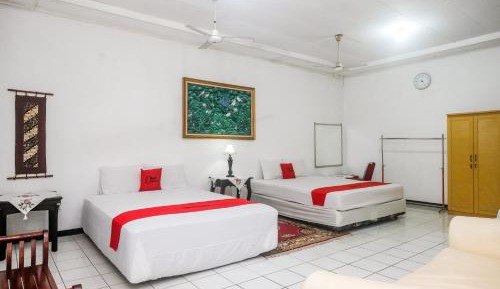 Deluxe Family Room