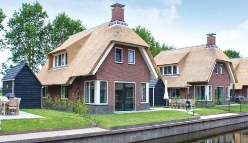 Four-Bedroom Holiday Home