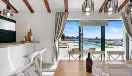 Four-Bedroom Holiday Home