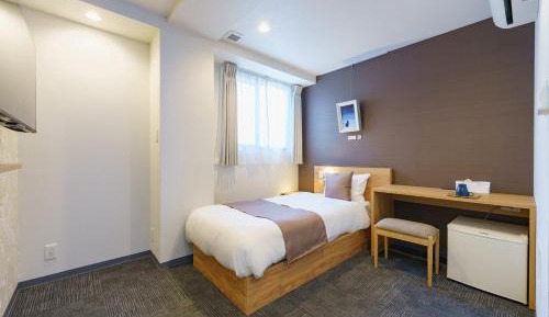 Single Room with Private Bathroom