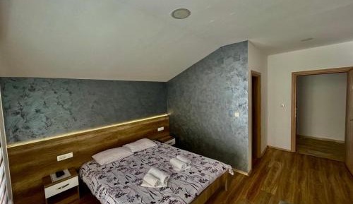 Deluxe Double or Twin Room with Lake View