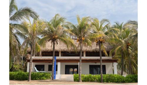 Villa - Beach Front