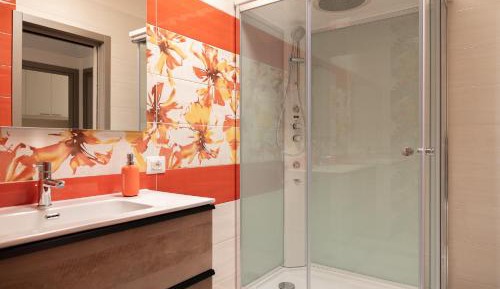 Deluxe Suite with Sea View