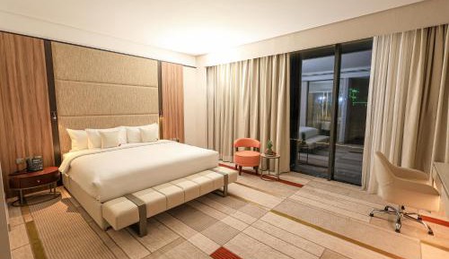 Queen Room