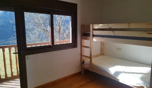 Twin Room with Mountain View
