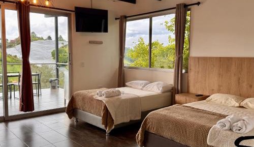 Deluxe Family Suite