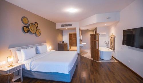 Tower Junior Suite Plus Sea View