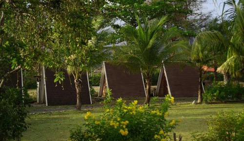 Deluxe Bungalow with Garden View
