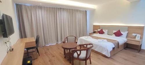 King Room with Two King Beds
