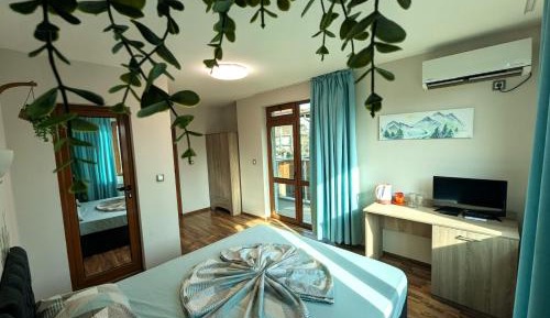 Deluxe Double Room with Balcony