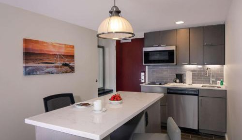 Studio Suite with Two Queen Beds, Sofa Bed and Kitchen