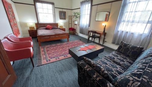 Double Room with Shared Toilet