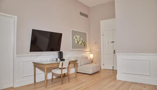 Family Suite with Balcony