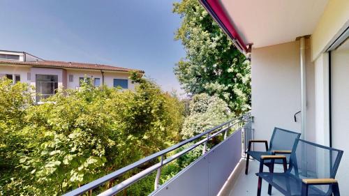 Studio Apartment with Balcony