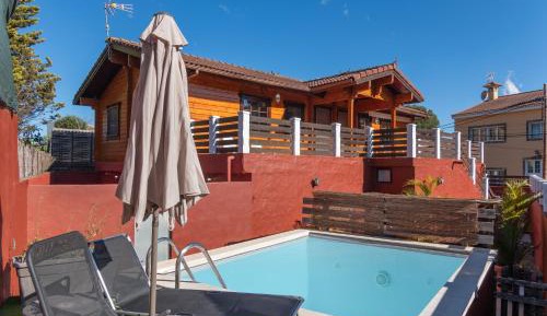Villa with Garden View