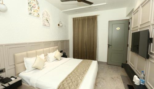 Superior King Room