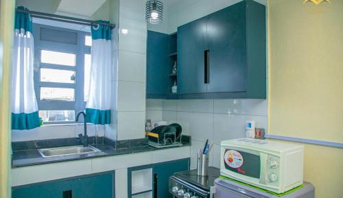 Studio Apartment with Queen Bed
