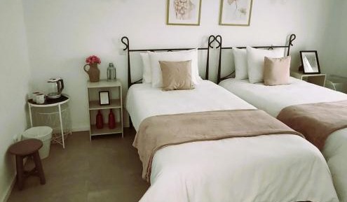 Twin Room with Private Bathroom