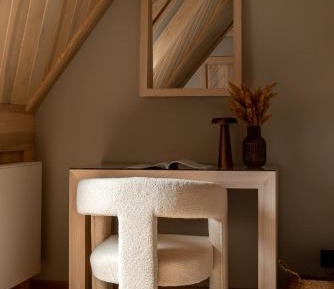 Studio Apartment with Balcony