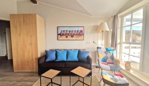One-Bedroom Apartment with Balcony