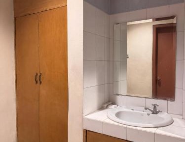 Deluxe Room (2 Adults + 1 Child)